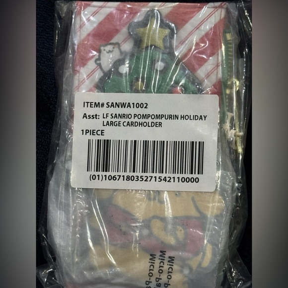 NWT Loungefly Sanrio Pompompurin holiday large cardholder wallet - Picture 5 of 7